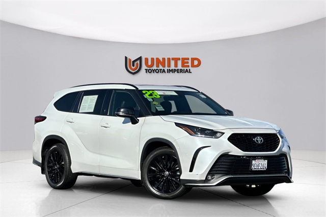 2023 Toyota Highlander XSE's photo