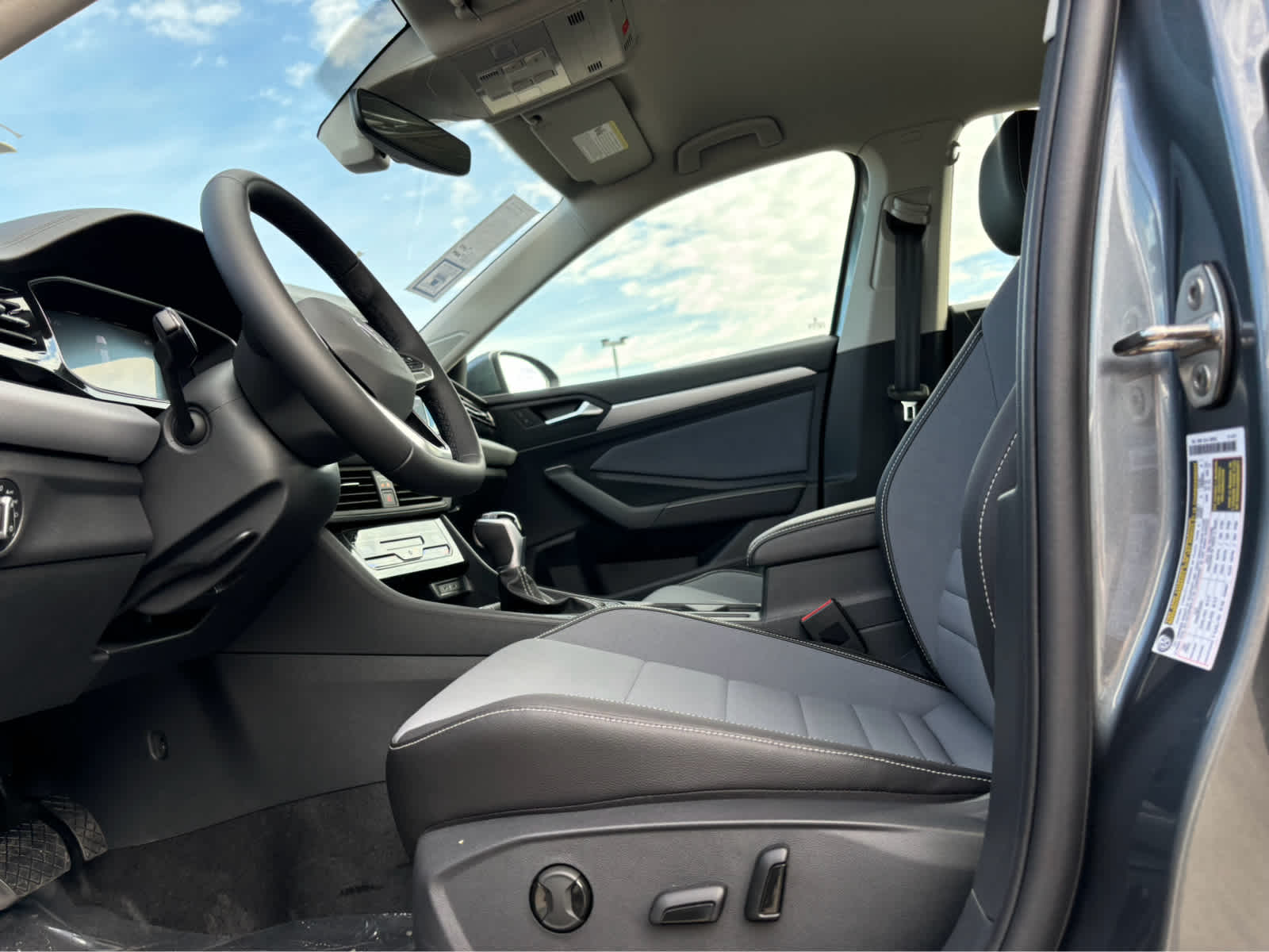 2025 Volkswagen Jetta SE