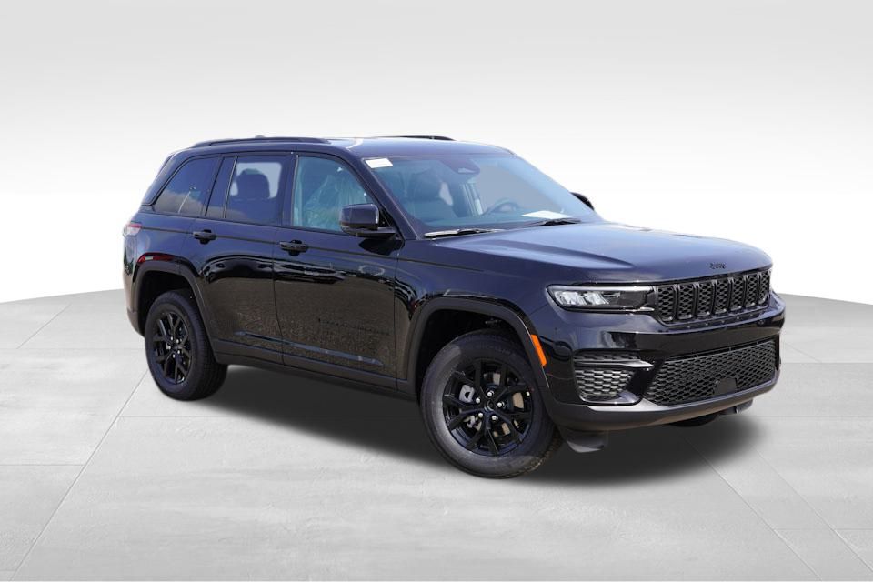 2025 Jeep Grand Cherokee Altitude's photo