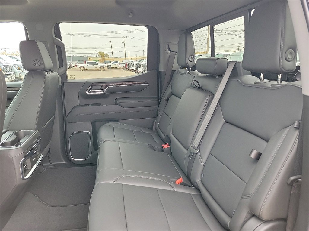 2026 Gmc Sierra 1500 SLT photo 13