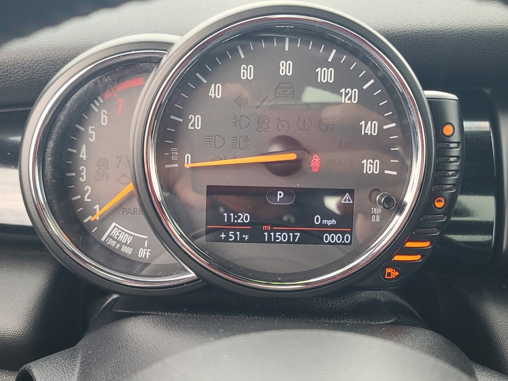 2015 Mini Cooper 2 Door Hardtop Base photo 4