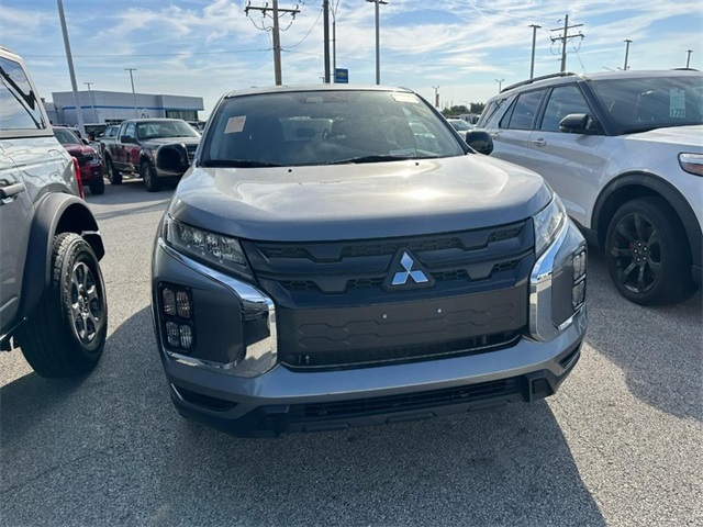 2022 Mitsubishi Outlander Sport ES photo 2