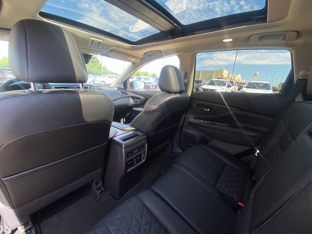 2024 Nissan Murano Platinum photo 15