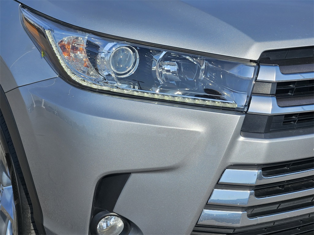 2018 Toyota Highlander Limited Platinum photo 6