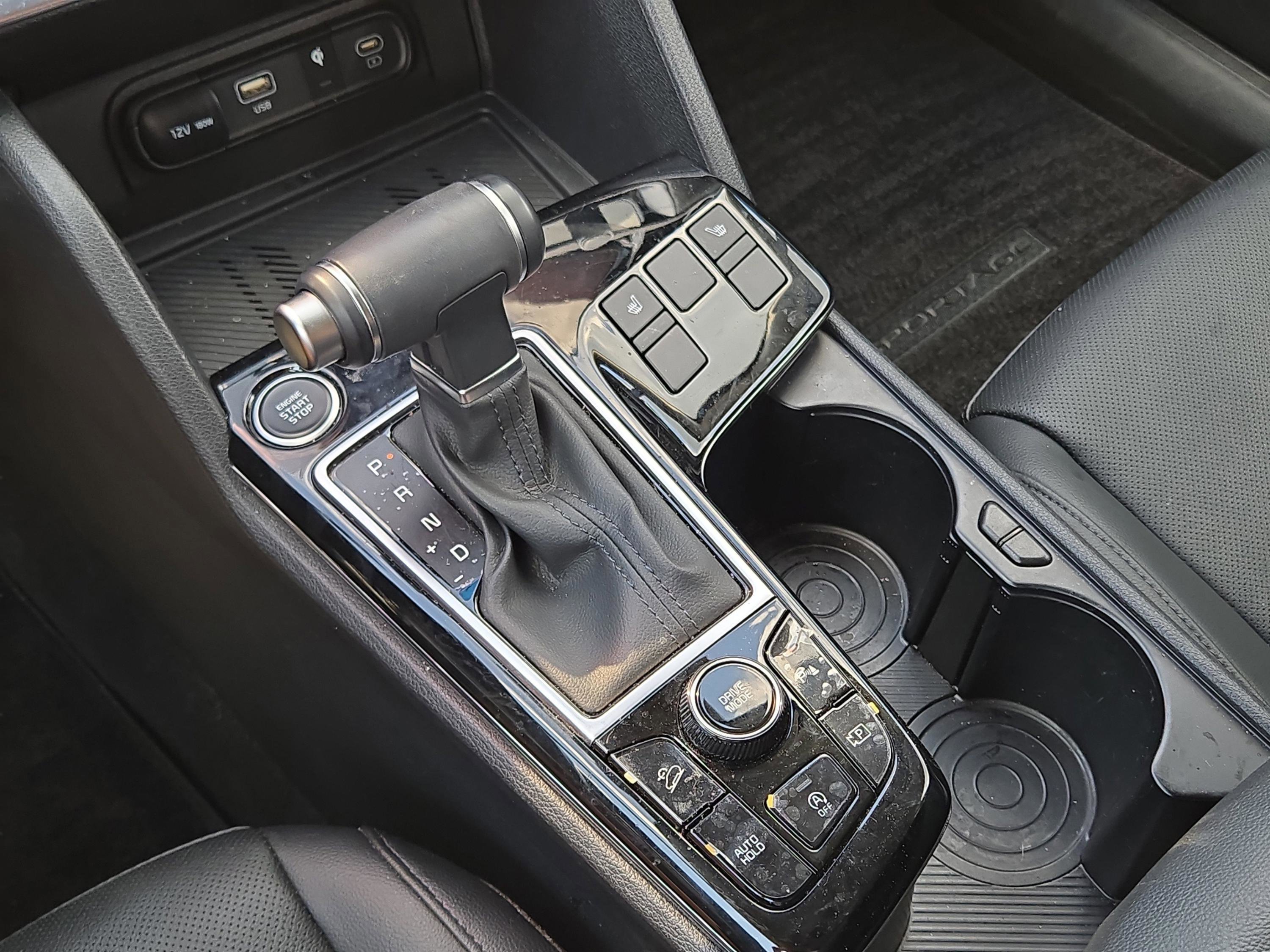 2025 Kia Sportage SX photo 25