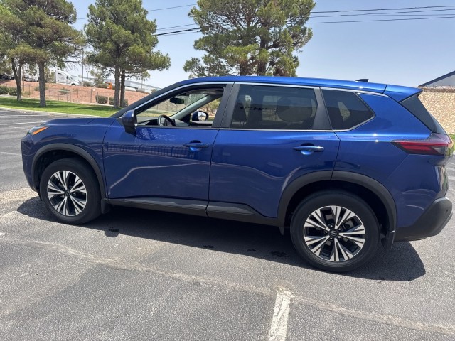 Used 2023 Caspian Blue Metallic Nissan SV image 25