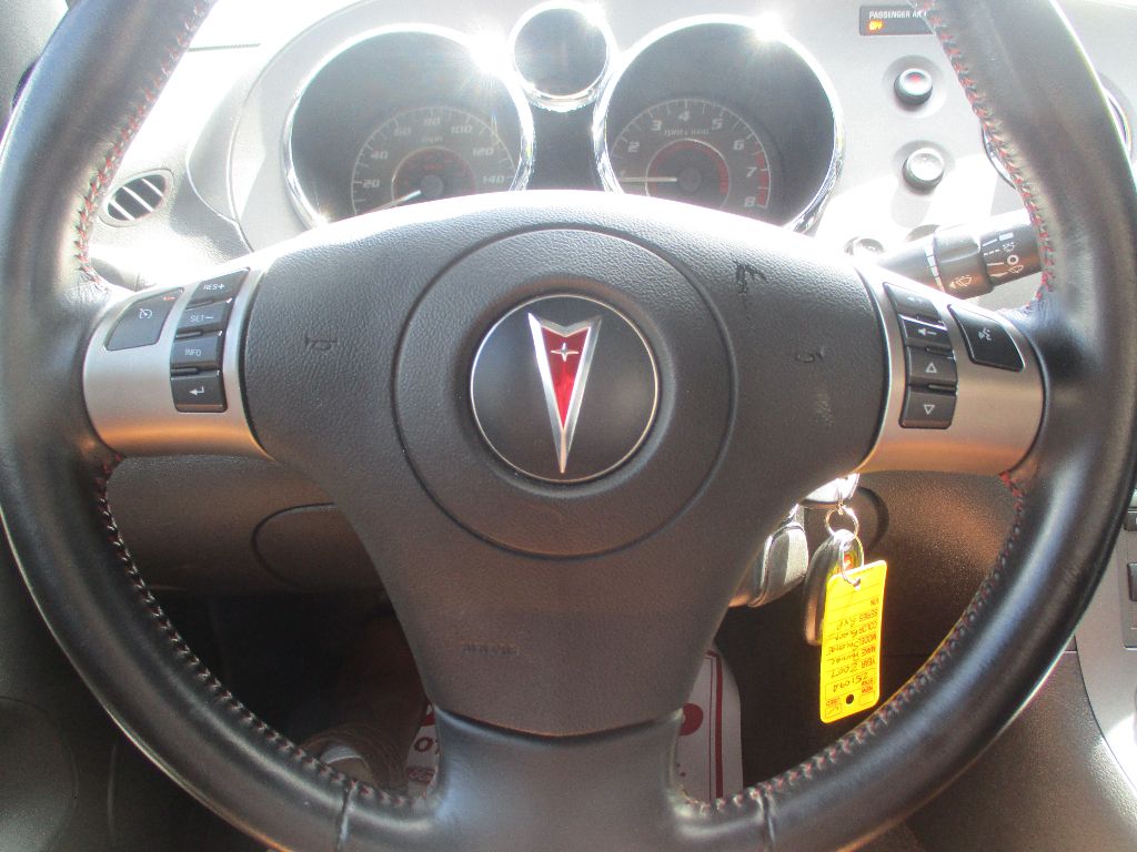 2007 Pontiac Solstice photo 5
