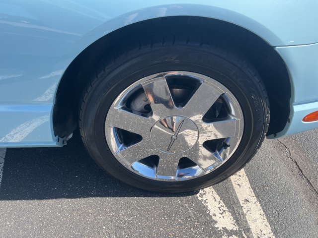 2003 Ford Thunderbird Base photo 4