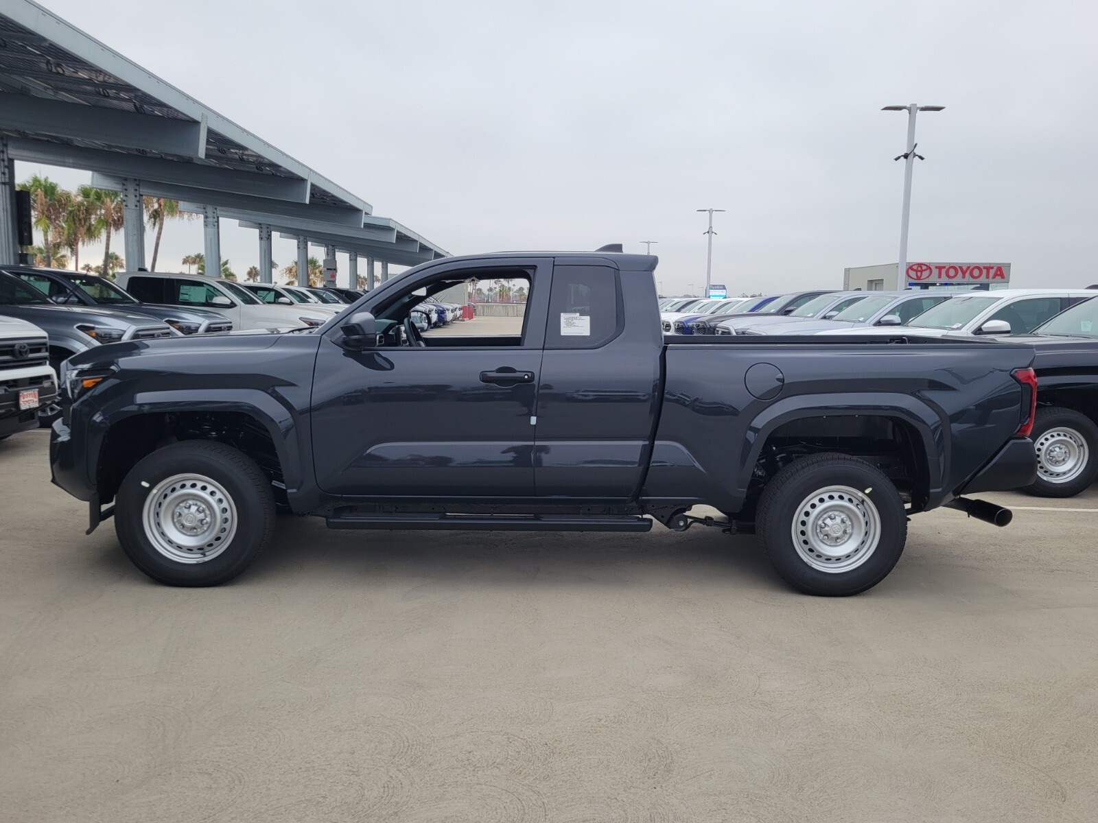 2025 Toyota Tacoma SR XtraCab photo 2