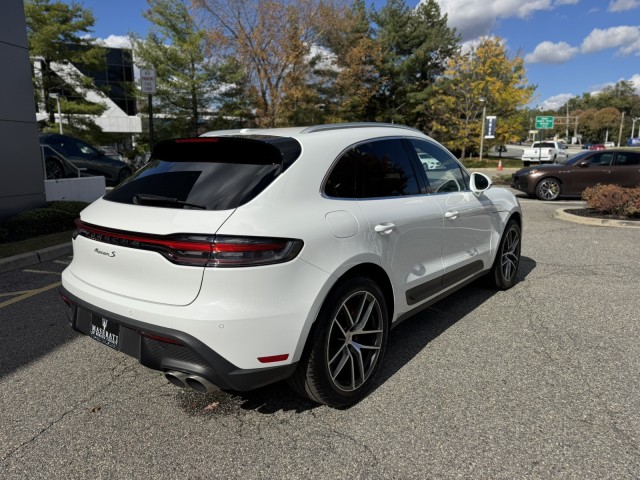 2024 Porsche Macan S photo 4