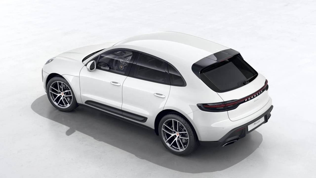 2026 Porsche Macan T photo 4