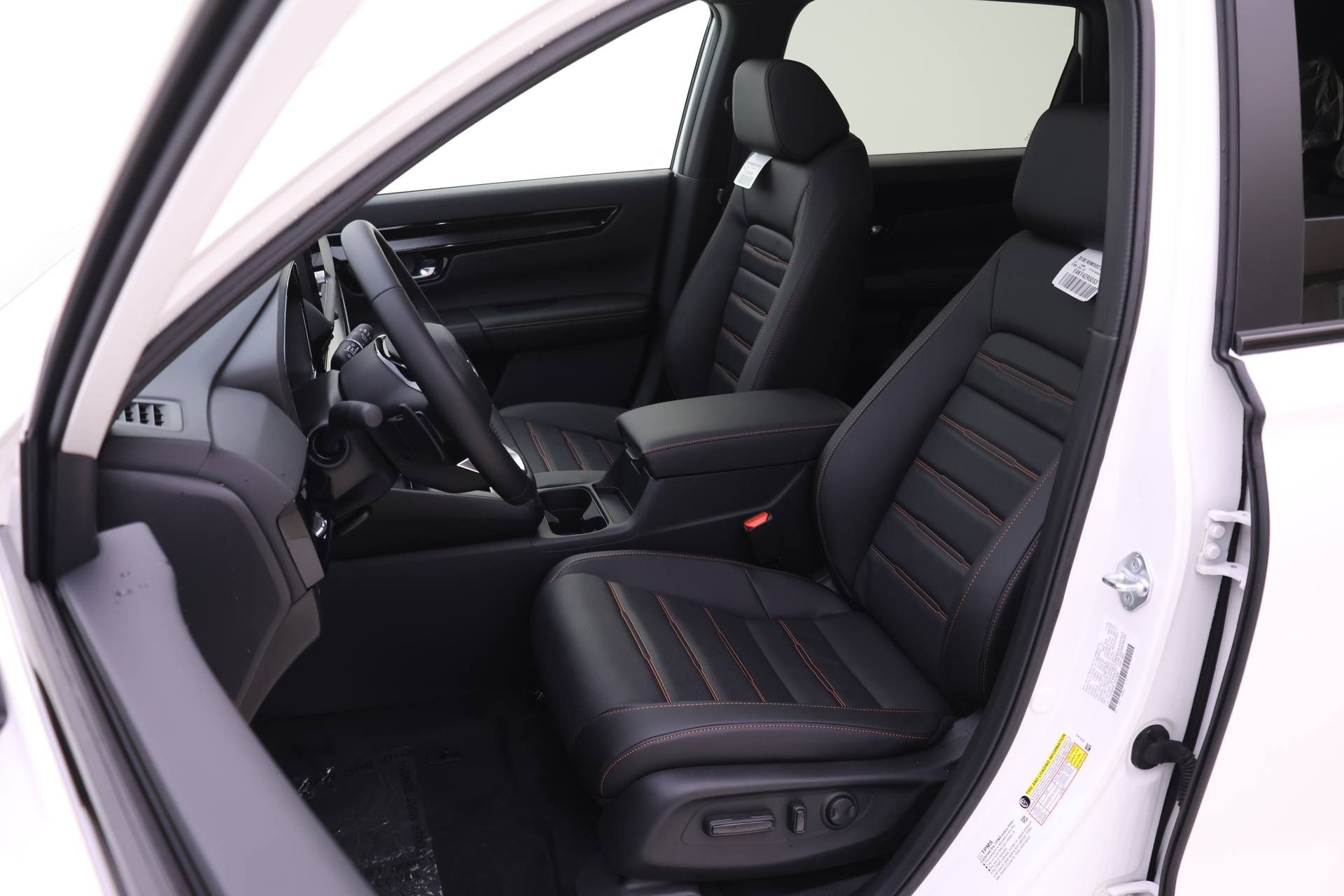 2026 Honda CR-V Hybrid Sport Touring photo 2