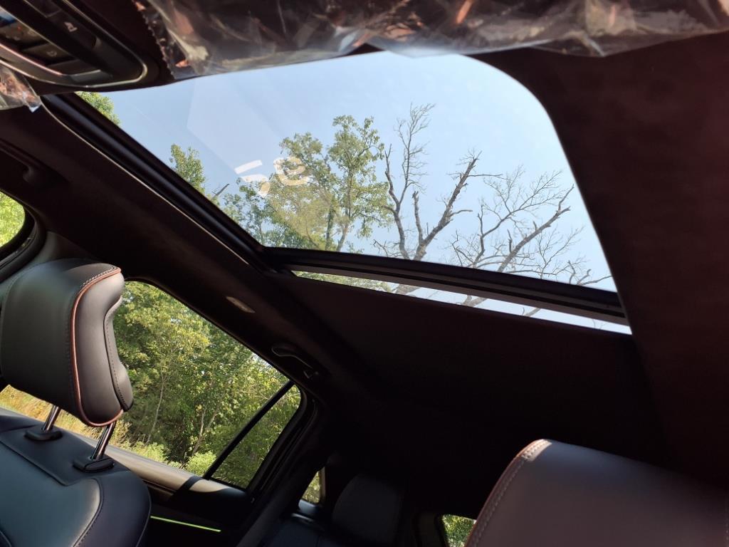 2025 Jeep Wagoneer S Launch Edition photo 6