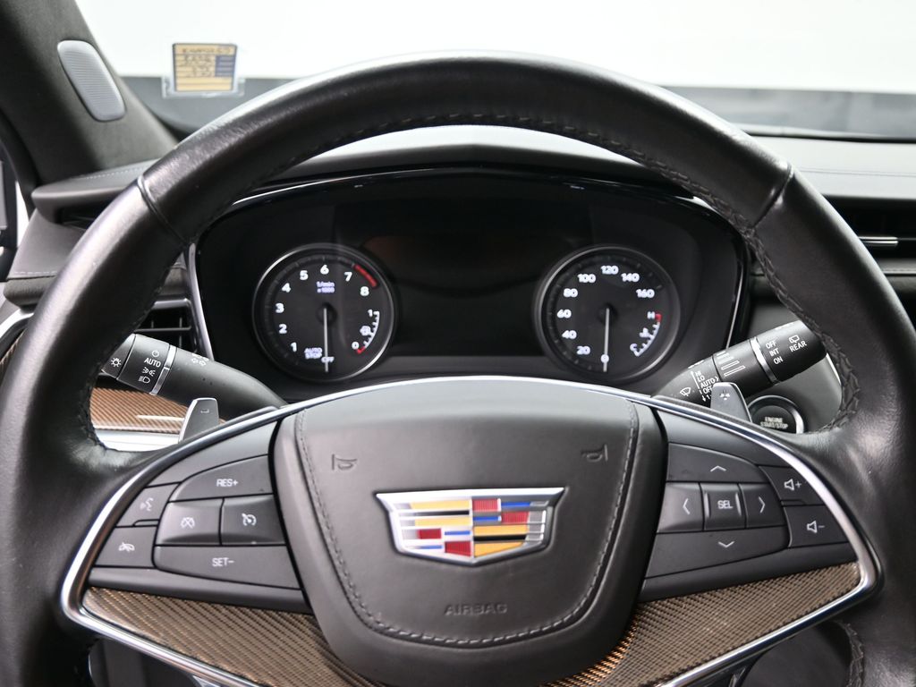 2023 Cadillac XT5 Platinum Sport photo 11