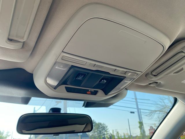 2022 Subaru Forester Base photo 16