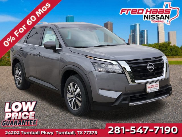 2025 Nissan Pathfinder SL