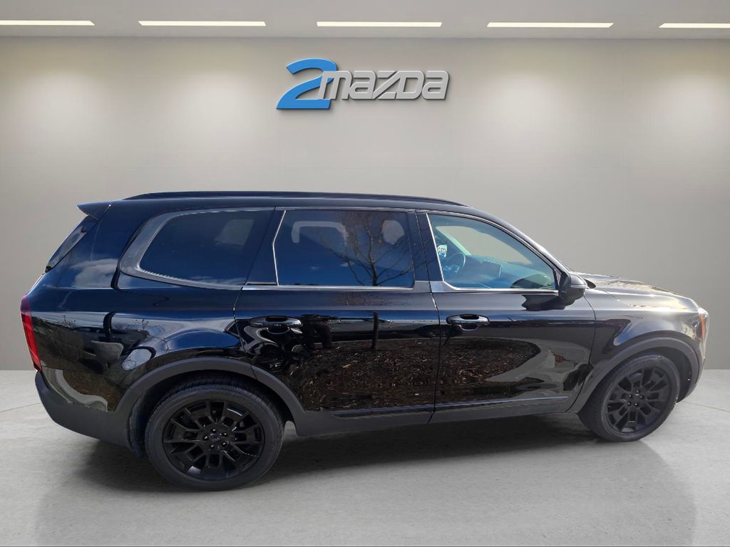2021 Kia Telluride EX photo 3