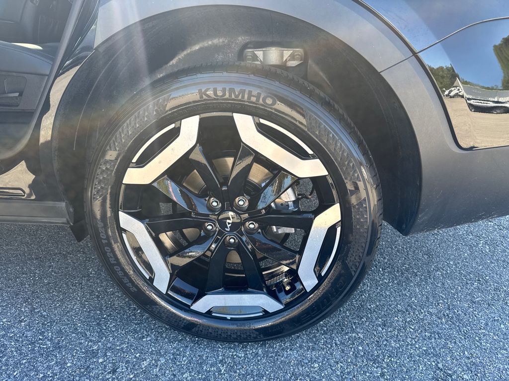 2024 Kia Telluride S photo 19