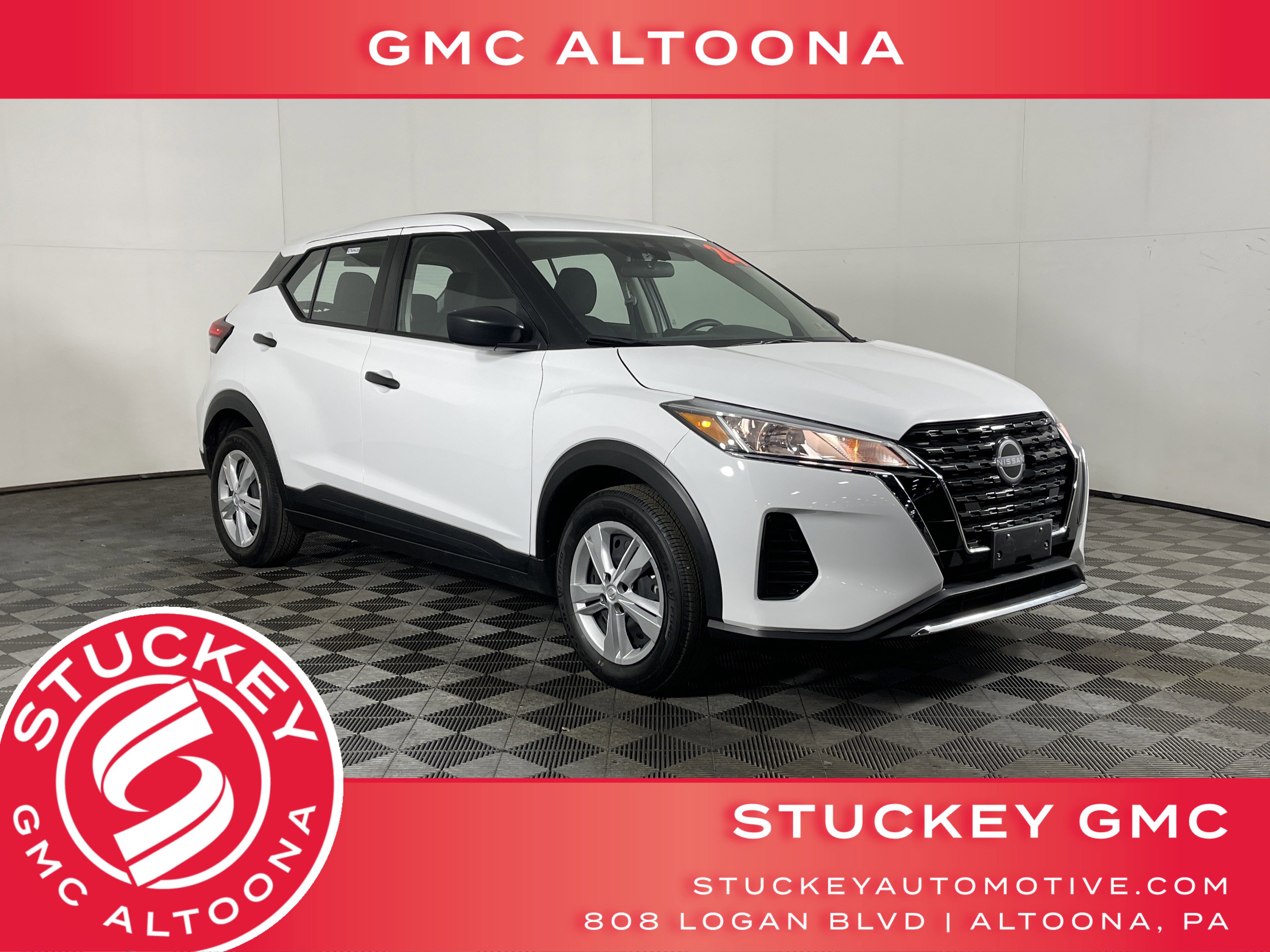 2024 Nissan Kicks S's photo