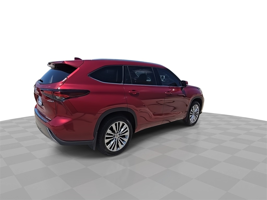 2024 Toyota Highlander Hybrid Platinum photo 8
