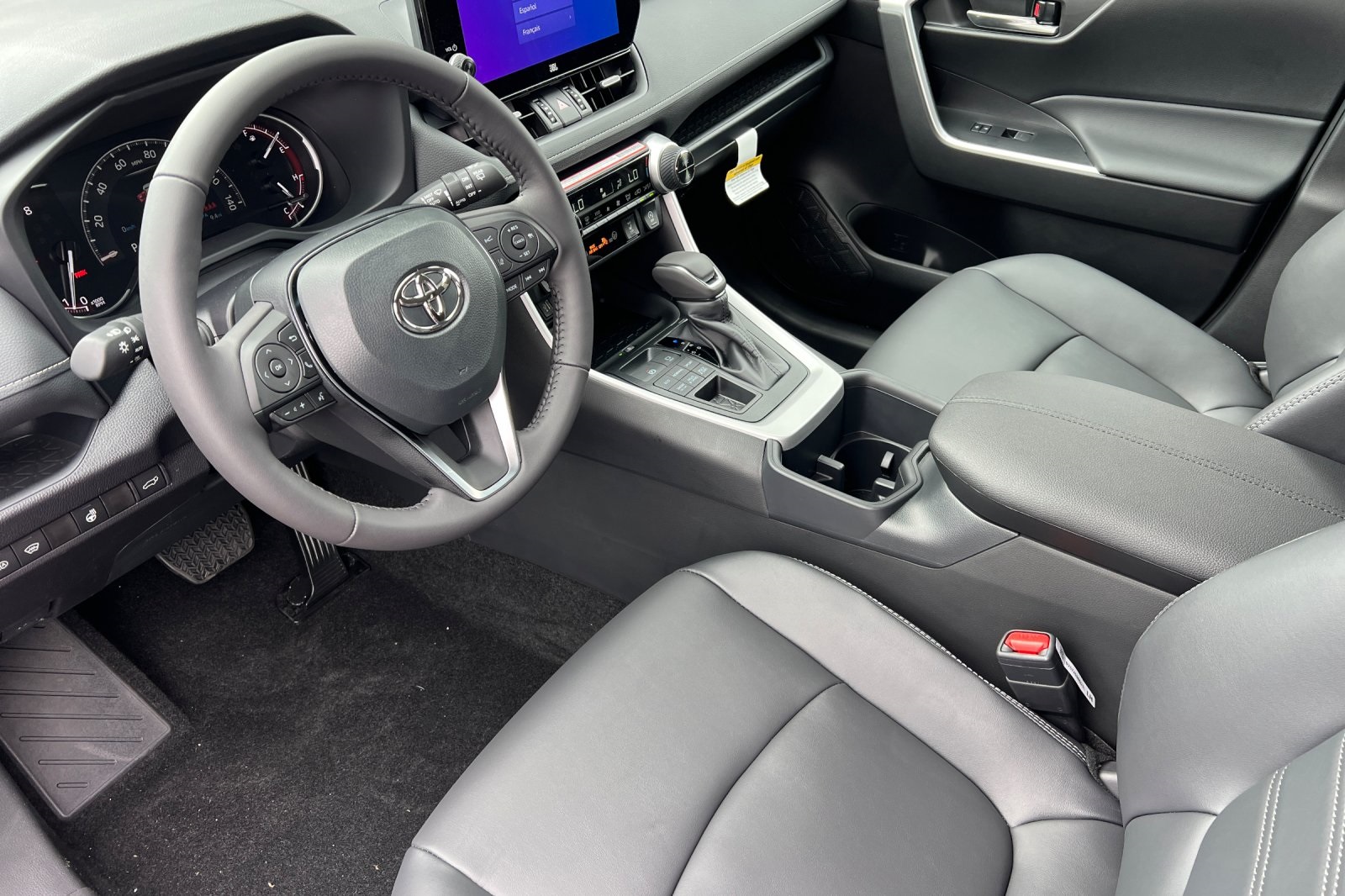 2025 Toyota RAV4 XLE Premium photo 12