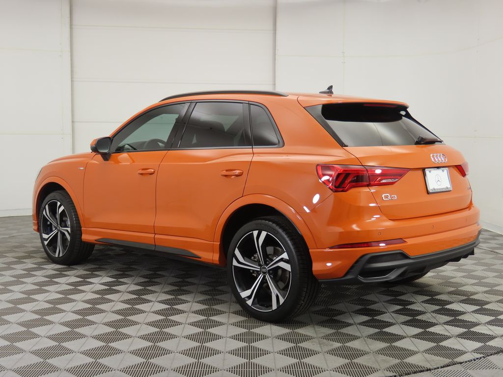 2024 Audi Q3 S line Premium Plus photo 7