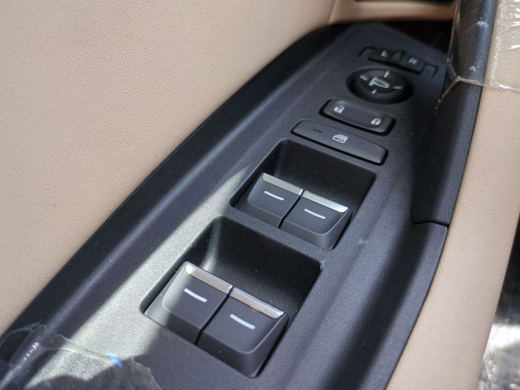 2025 Acura TLX Technology photo 23
