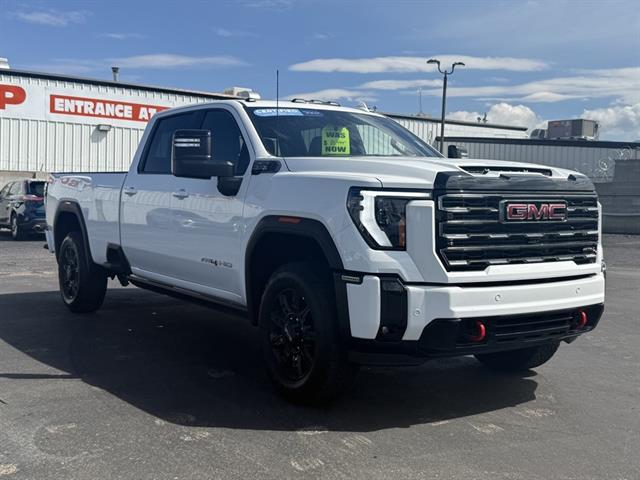 2025 GMC Sierra 2500HD AT4's photo