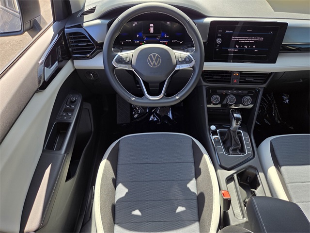2025 Volkswagen Taos S photo 6