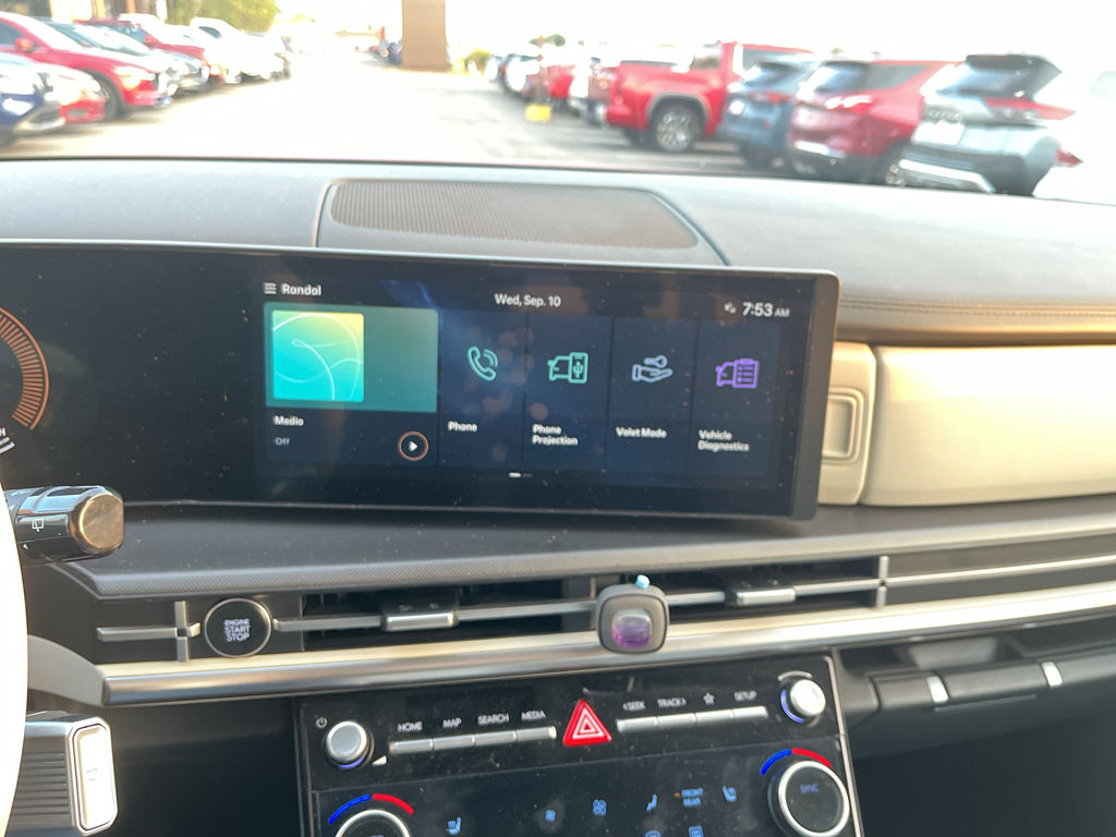 2025 Hyundai Santa Fe SEL photo 7