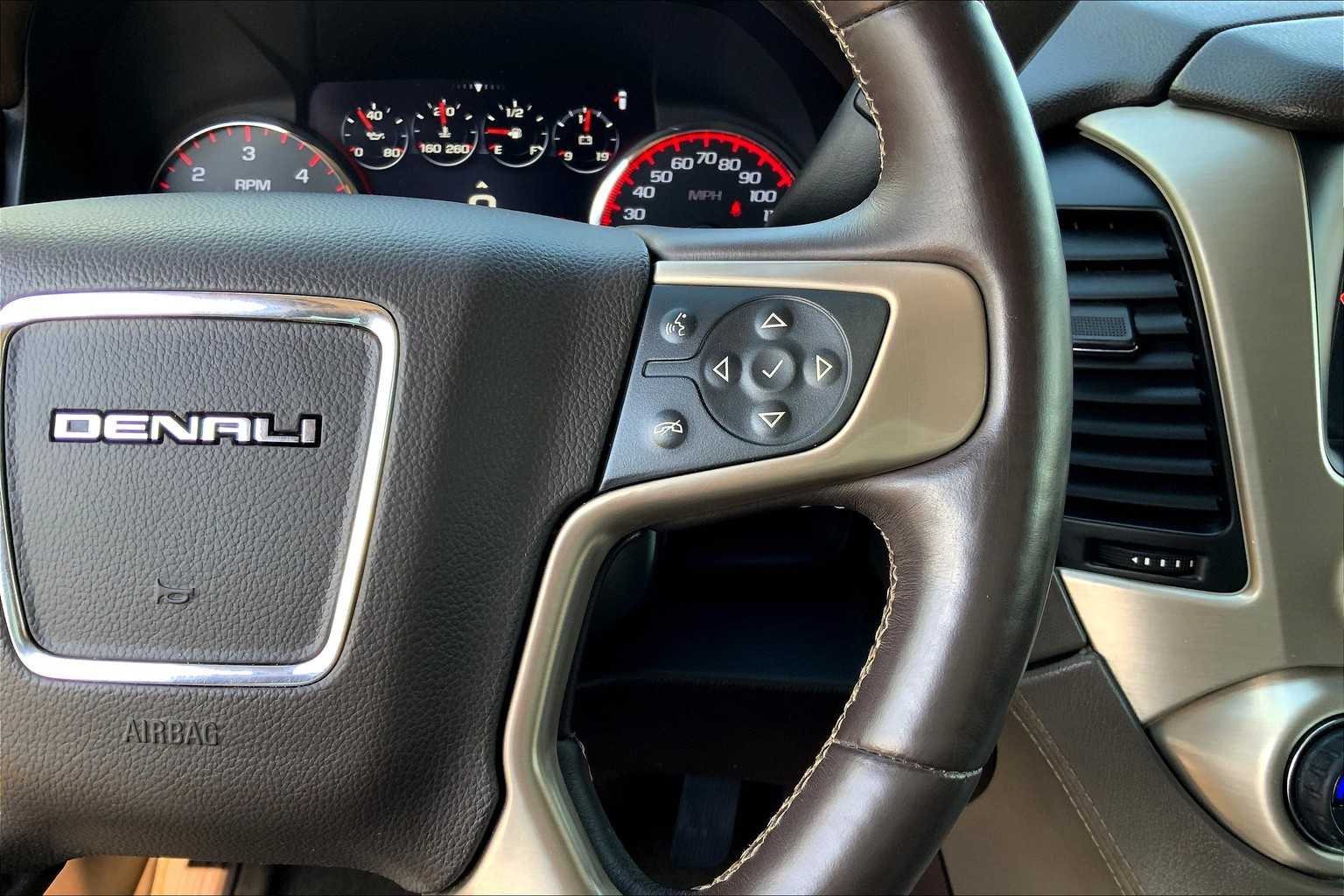 2016 Gmc Yukon XL Denali photo 24