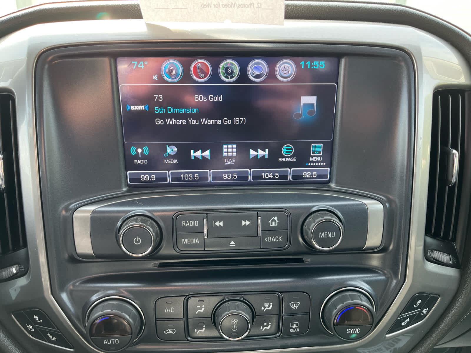 2018 Chevrolet Silverado 2500HD LTZ photo 32