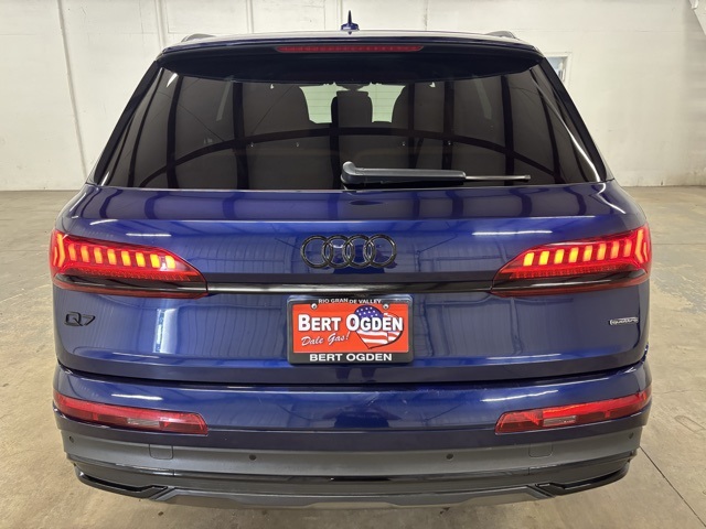 2022 Audi Q7 55 Premium Plus photo 6