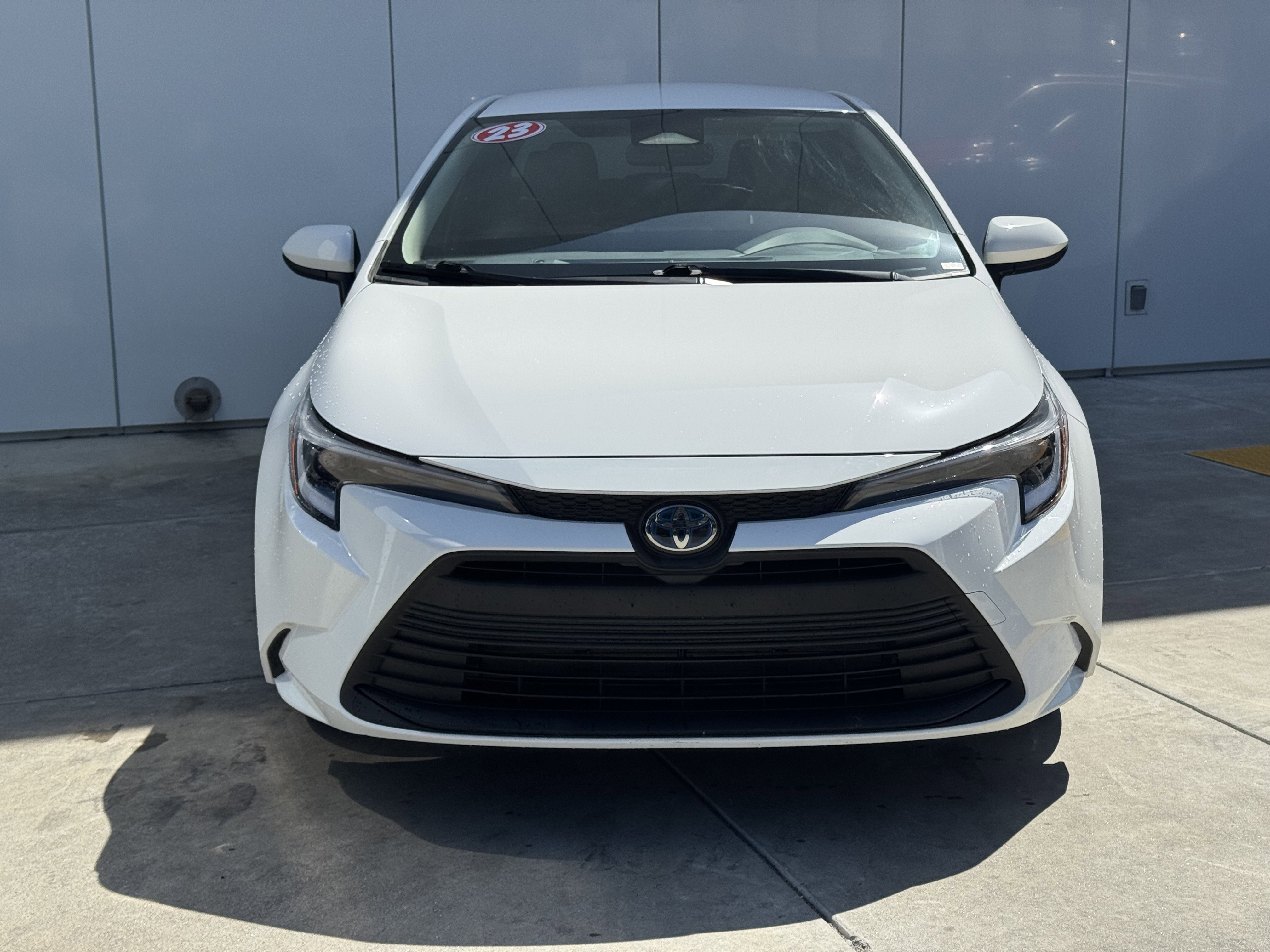 2023 Toyota Corolla Hybrid LE photo 3