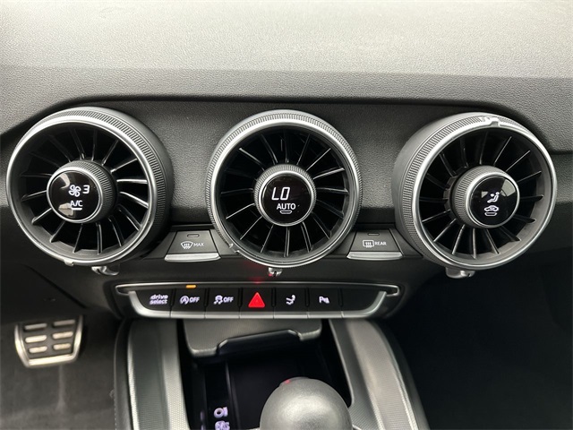 2022 Audi TT 2.0T Quattro photo 10
