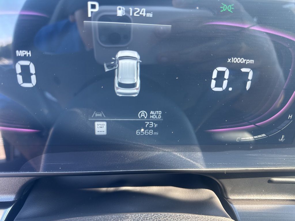 2025 Kia Sportage EX photo 12