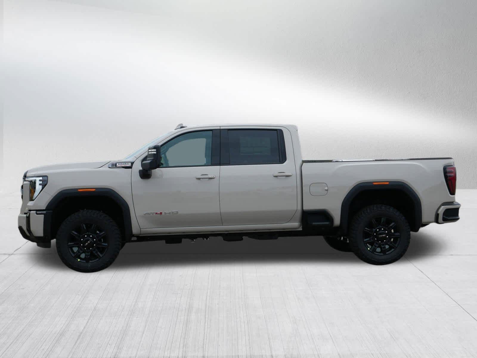 2026 Gmc Sierra HD AT4 photo 2
