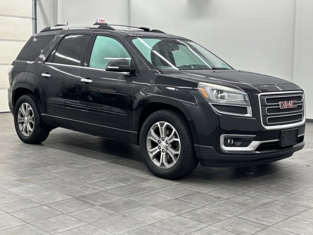 2015 GMC Acadia SLT2's photo