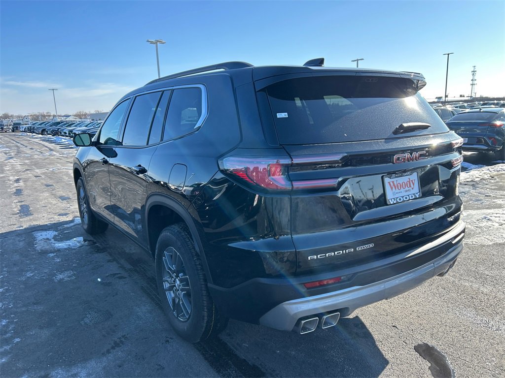 2026 GMC ACADIA - Image 5