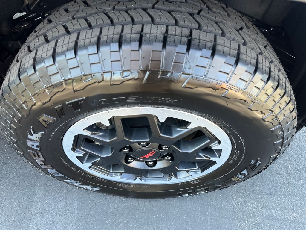 2025 Toyota 4Runner TRD Off-Road Premium photo 23