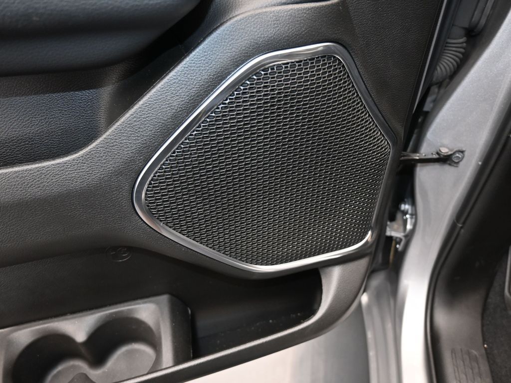 2025 Ram 1500 Laramie photo 13