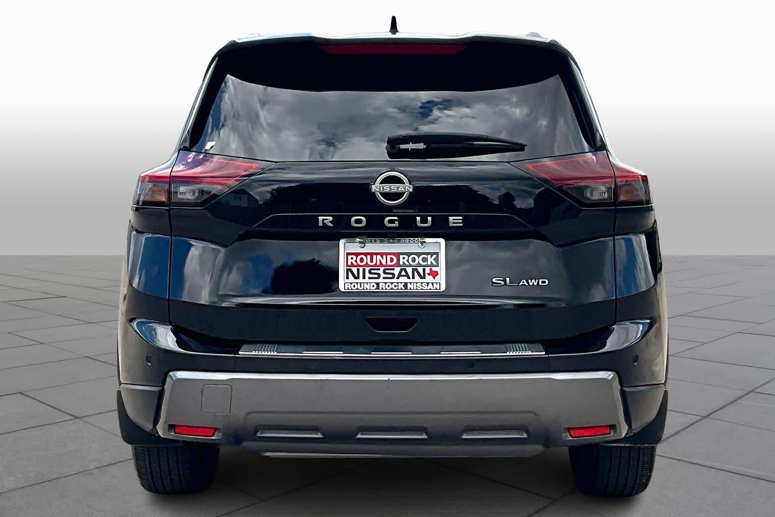2024 Nissan Rogue SL photo 4