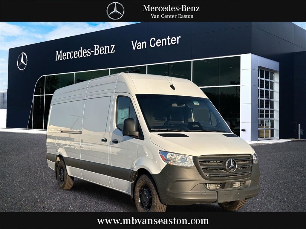 2025 Mercedes-Benz Sprinter Cargo Van Base's photo