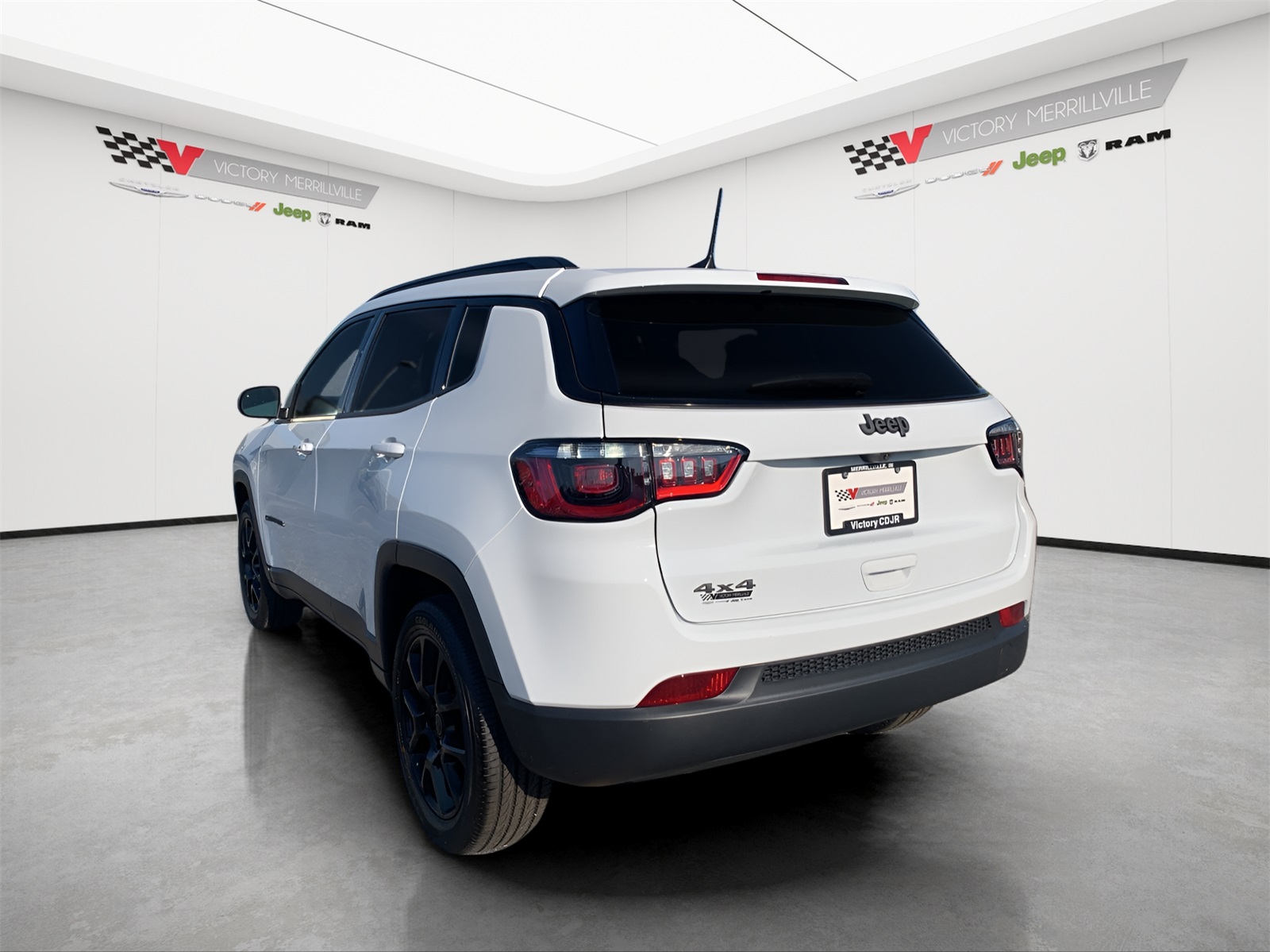 2025 Jeep Compass Latitude photo 2