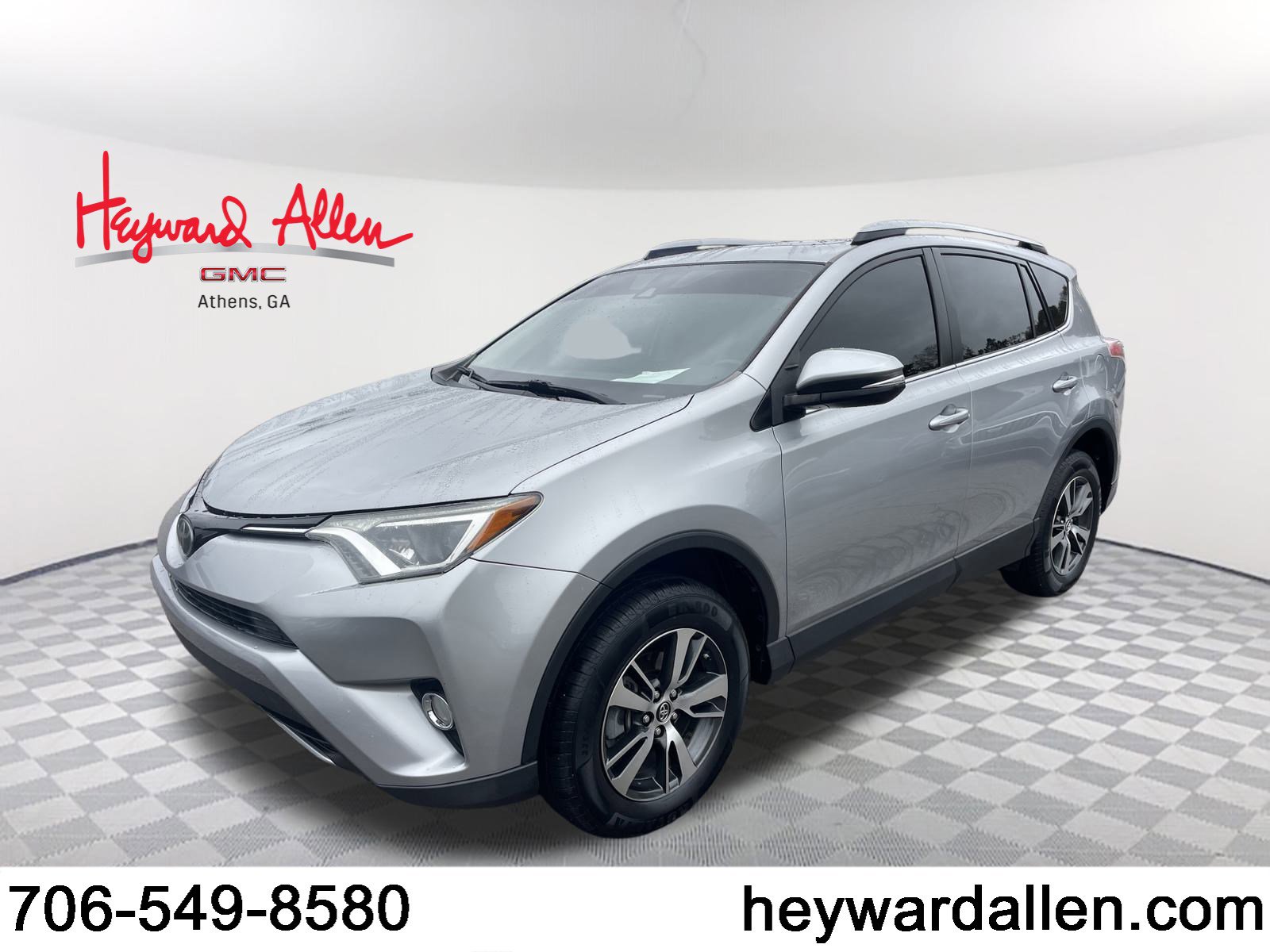2018 Toyota RAV4 XLE