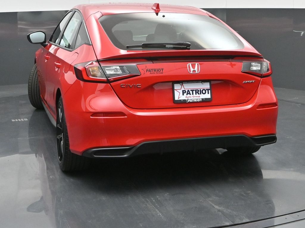 2025 Honda Civic Hatchback Sport photo 2