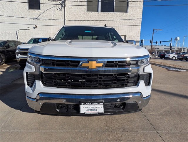 2025 Chevrolet Silverado 1500 LT photo 5
