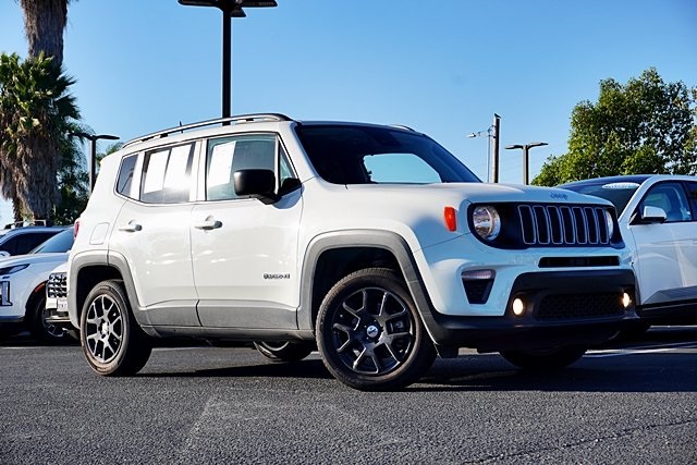 Used 2022 Jeep Renegade Latitude with VIN ZACNJDB1XNPN57318 for sale in Poway, CA