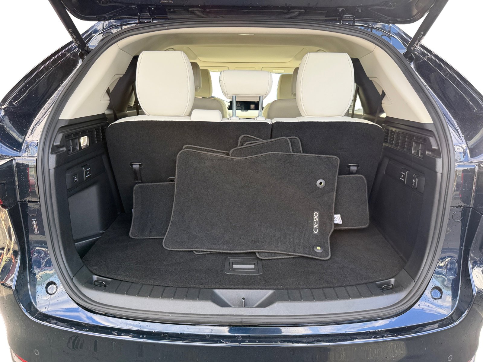 2024 Mazda CX-90 Premium Plus photo 17