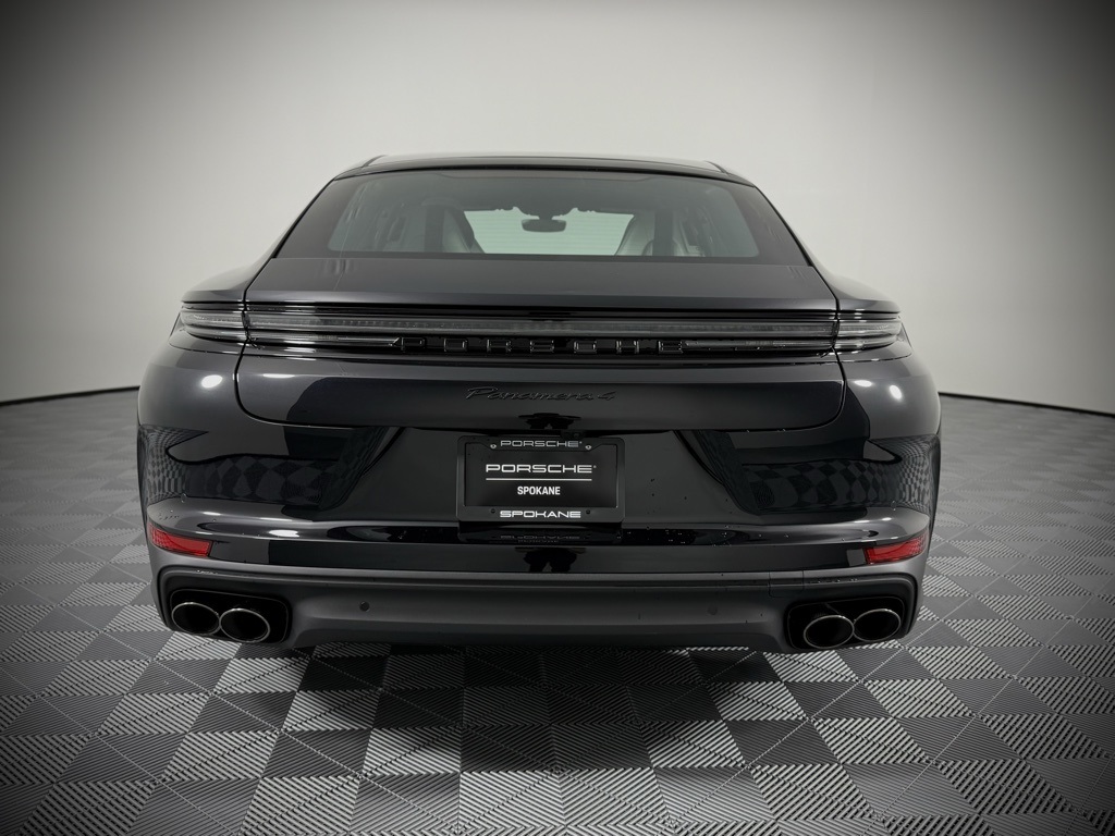 2025 Porsche Panamera 4 photo 8